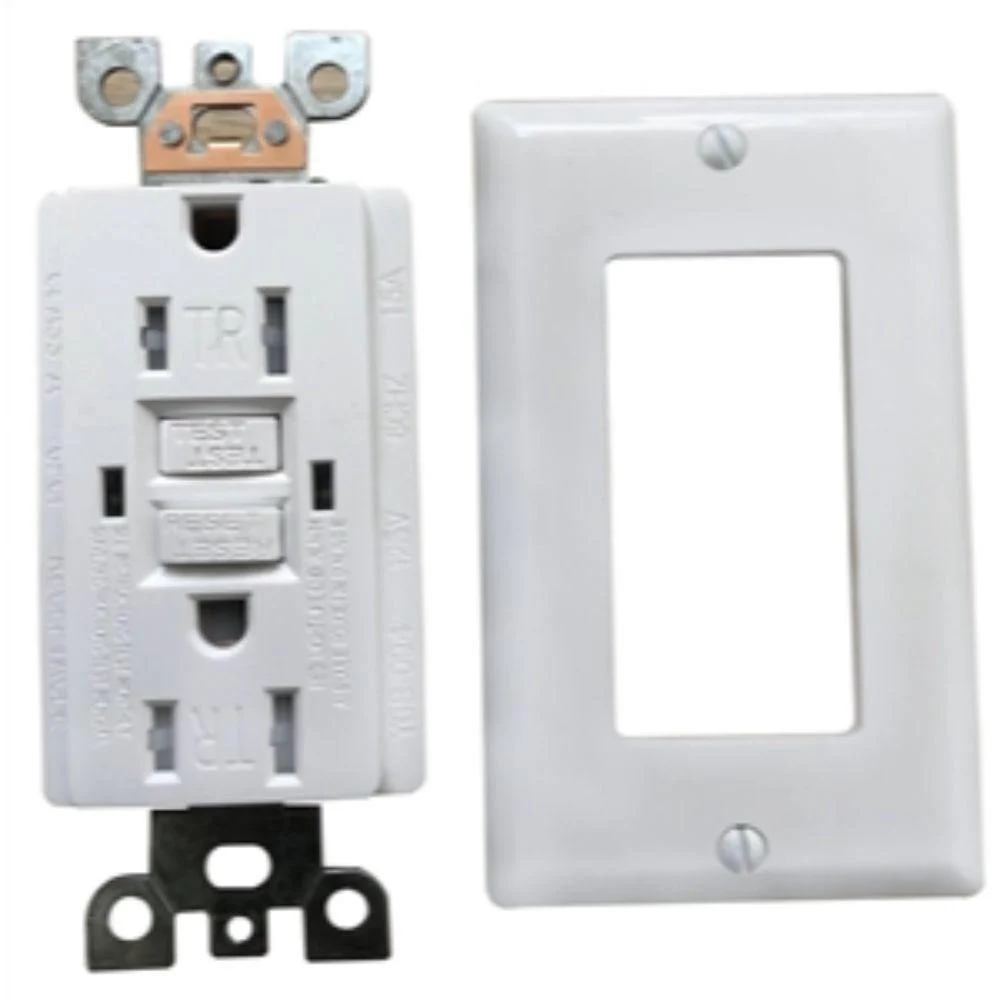 GENMAX 15A WHITE TAMPER RESISTANT GFCI RECEPTACLE WHITE