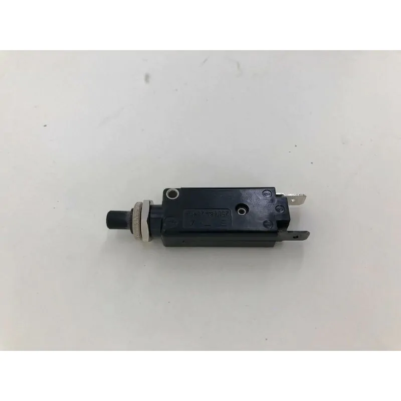 IC - DEFLECTION CIRCUIT FOR COLOR TV