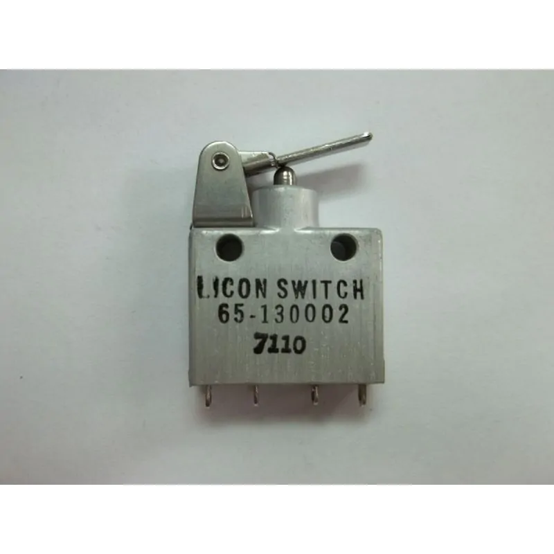 MICRO SWITCH,5A 120V, (ON) - ON,MOMENTARY ON - ON,SPDT, SOLDER TERMINALS,LICON 65-13002 Momentary()
