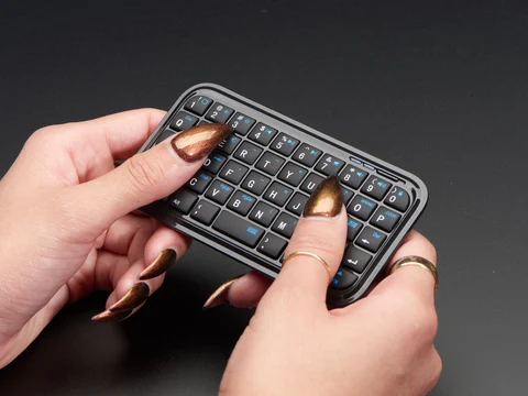Yichip Micro Mini Bluetooth Keyboard – Black